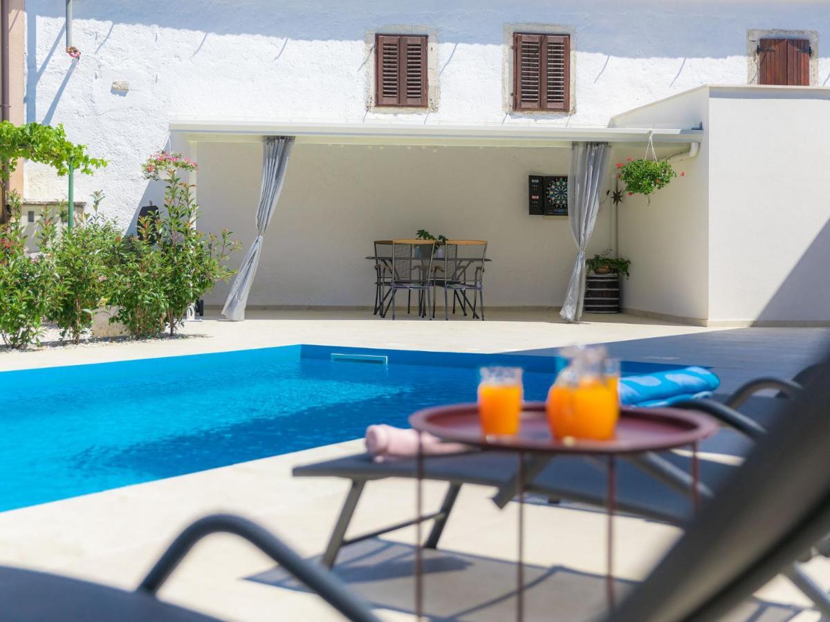 Holiday Home Villa Karmen - Roj454 By Interhome Sveti Petar u Sumi المظهر الخارجي الصورة